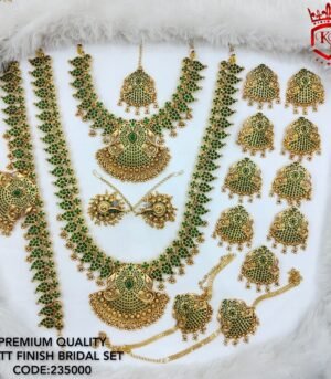 Green color Stones Matte Finish bridal Jewelry set