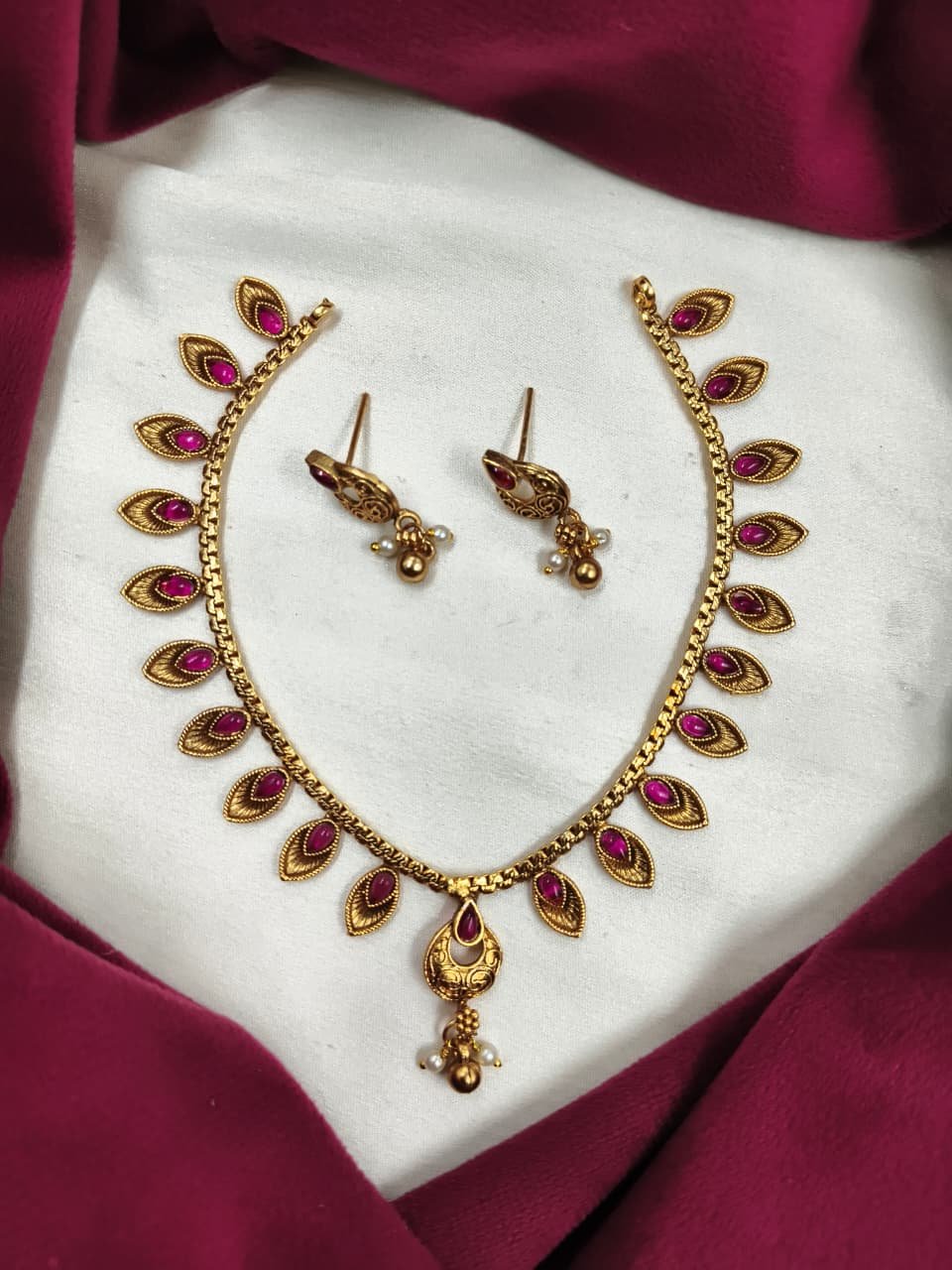 premium quality matte finish necklace set